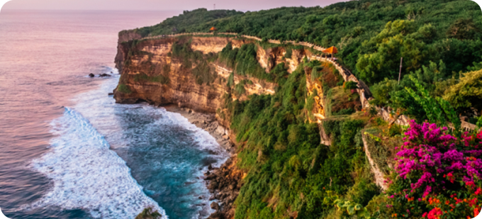 ULUWATU (Uluwatu)