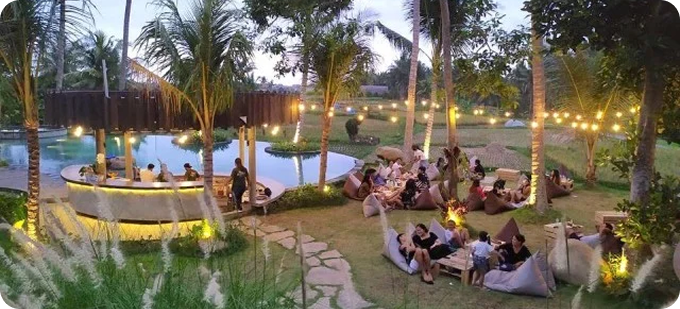 Kelapa Muda Ubud Pool Bar & Kitchen